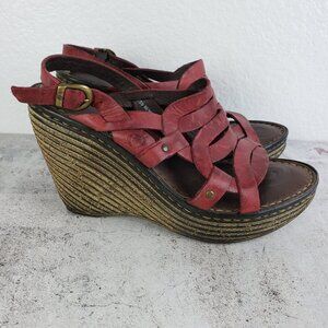 Born 100% Leather Wedge Sandals Strappy Shoes size 8 Y2K Slingback